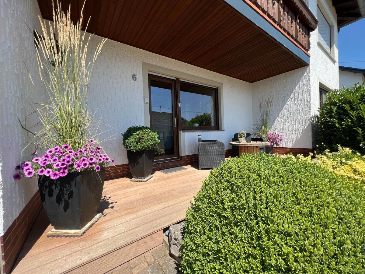 Ferienwohnung 75m² Terrasse Parkplatz WallBox Nürburgring Herresbach Exterior foto